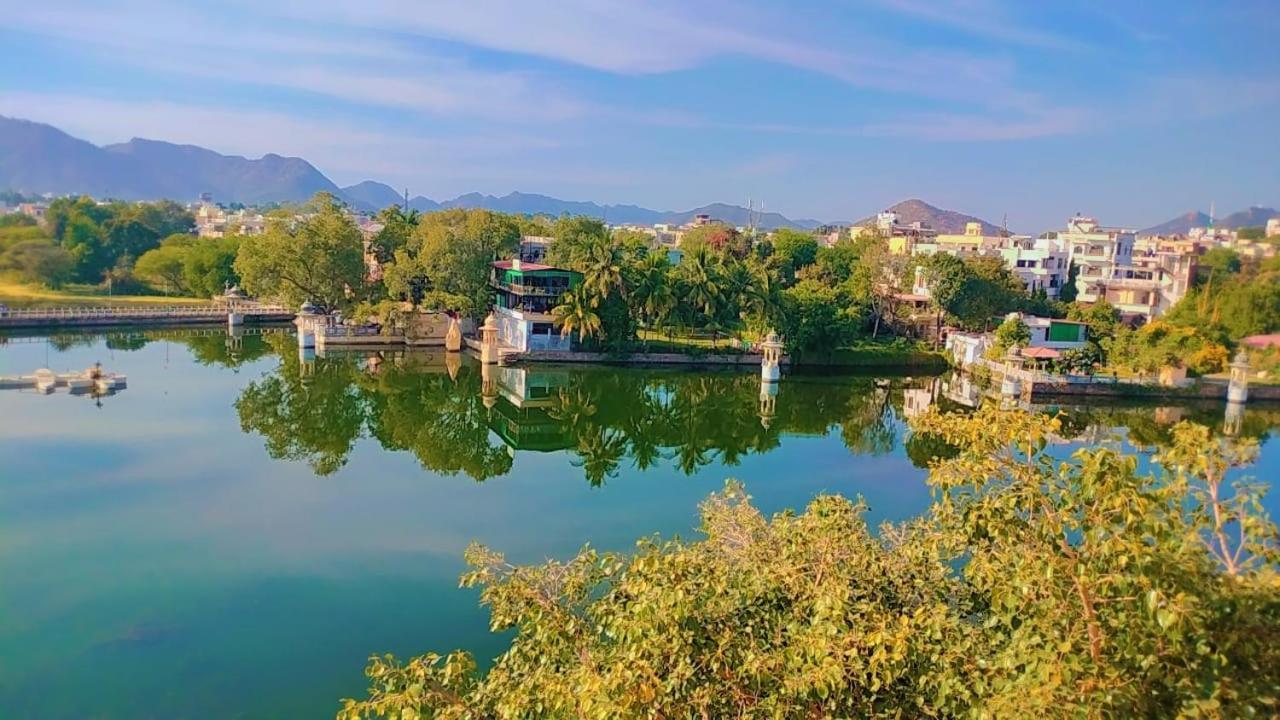 Hotel Antariksh à Udaipur Extérieur photo