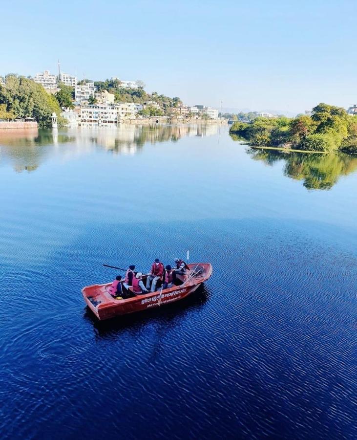 Hotel Antariksh à Udaipur Extérieur photo