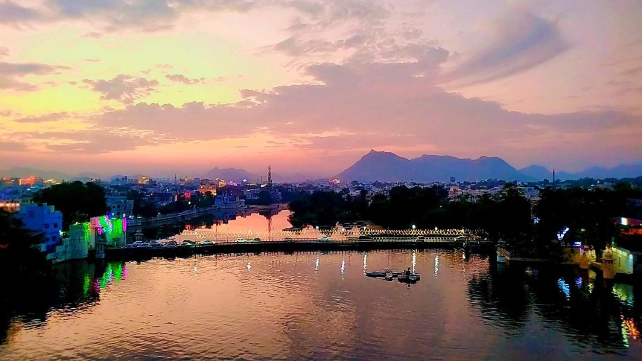Hotel Antariksh à Udaipur Extérieur photo