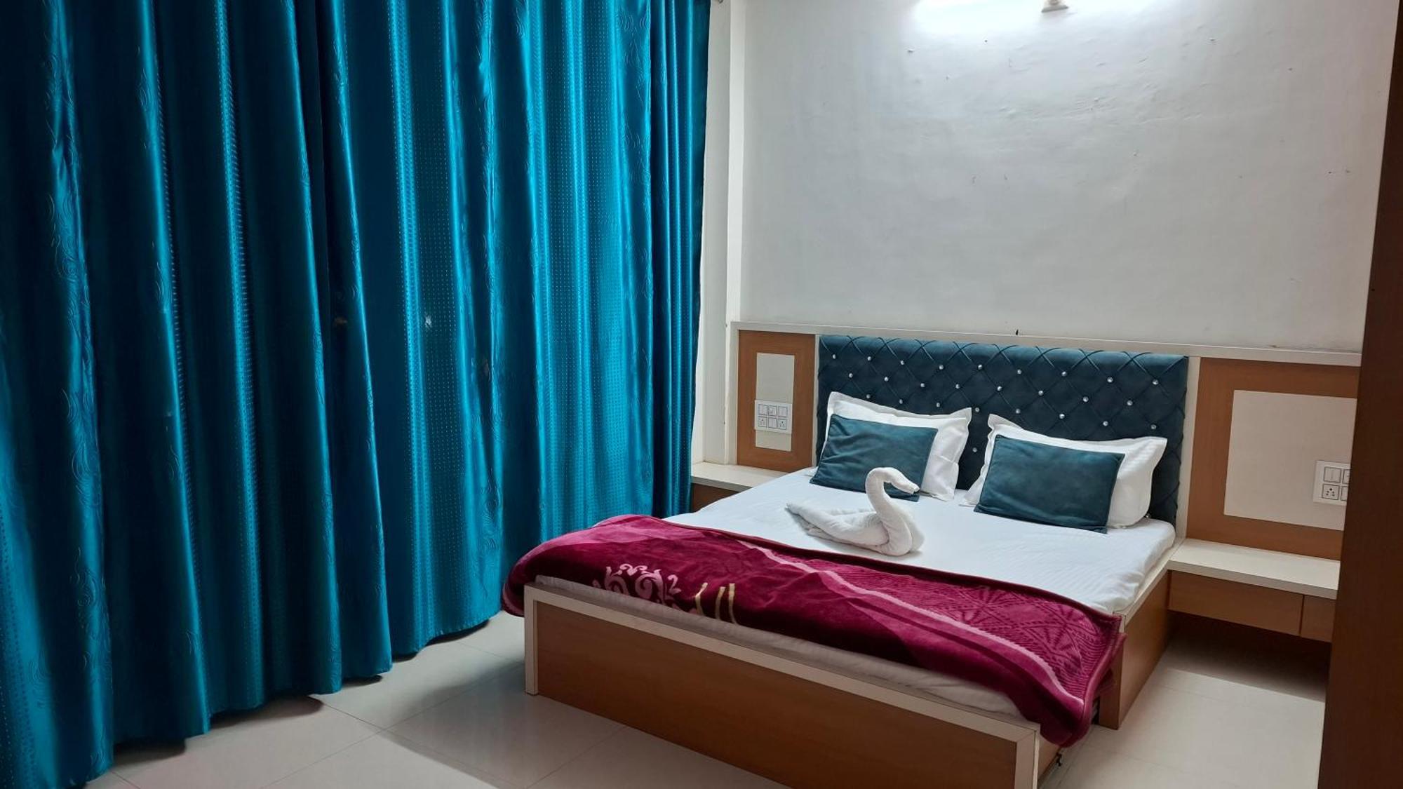 Hotel Antariksh à Udaipur Extérieur photo