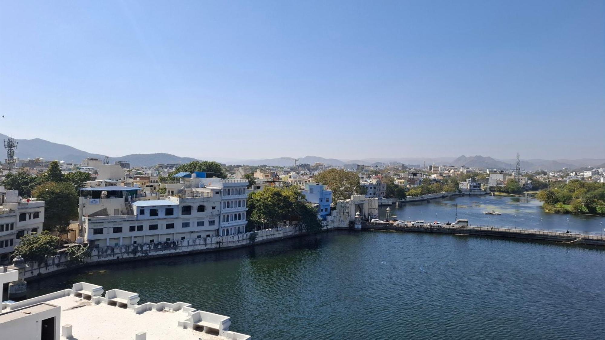 Hotel Antariksh à Udaipur Extérieur photo